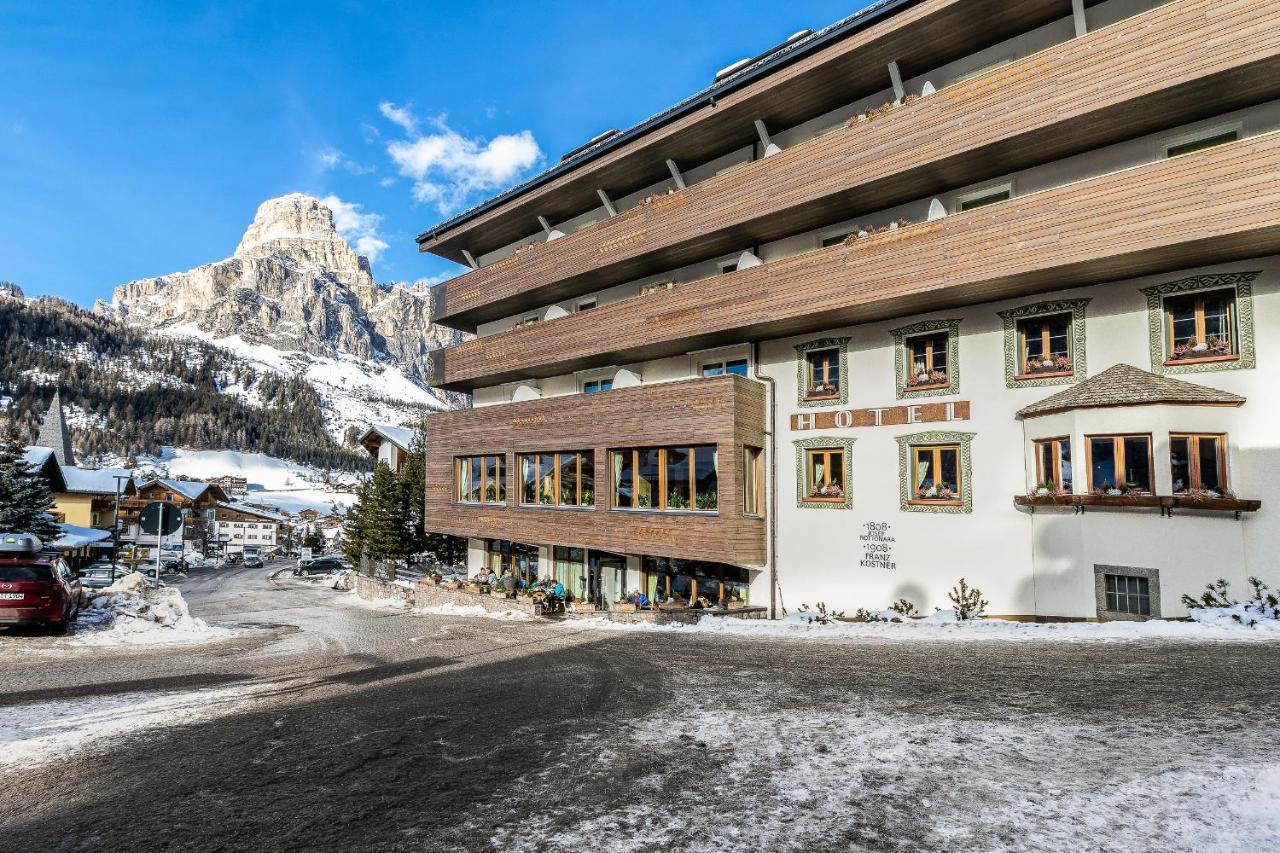 Posta Zirm Hotel Corvara In Badia Bagian luar foto