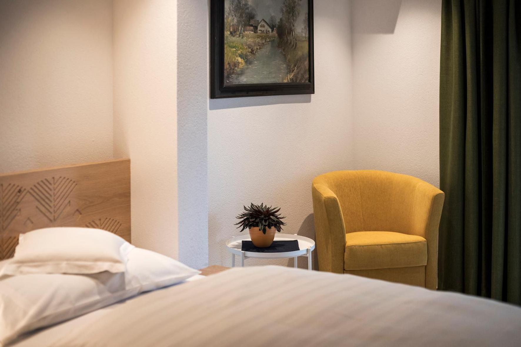 Posta Zirm Hotel Corvara In Badia Bagian luar foto