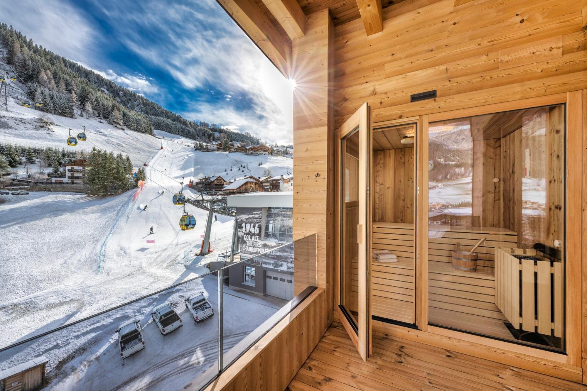 Posta Zirm Hotel Corvara In Badia Bagian luar foto